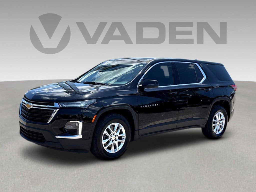 Used 2023 Chevrolet Traverse LS FWD image 3
