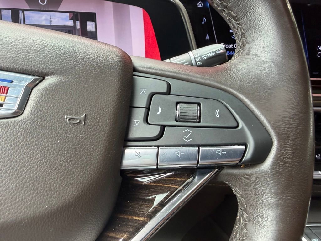 Used 2023 Cadillac Escalade ESV Sport w/ Touring Package AWD/4WD image 17