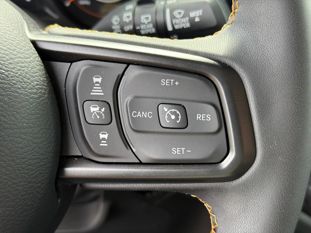 Used 2024 Jeep Wrangler Sport AWD/4WD image 23