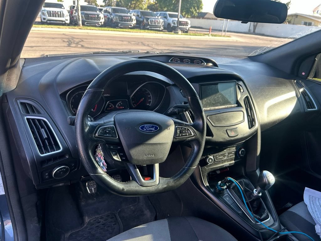 Used 2018 Ford Focus ST FWD image 18