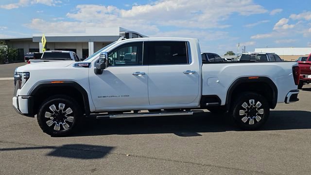 Used 2024 GMC Sierra 3500 Denali w/ Denali Reserve Package AWD/4WD image 5