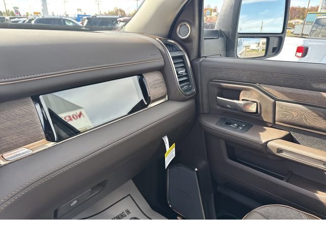 New 2026 RAM 2500 Limited image 24