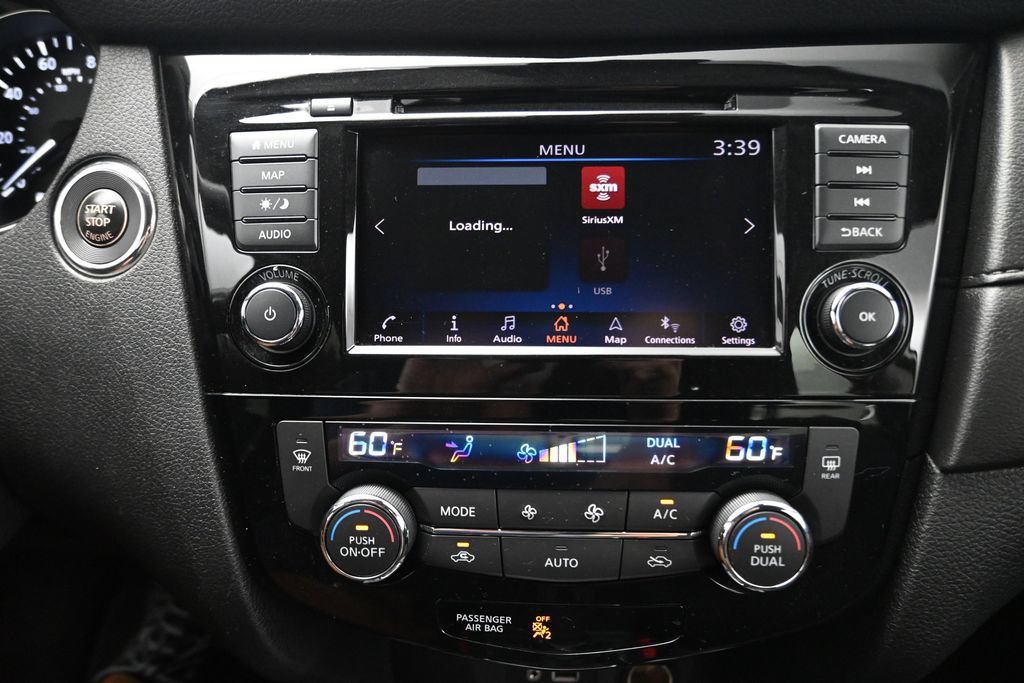 Used 2020 Nissan Rogue SV w/ Premium Package AWD/4WD image 23
