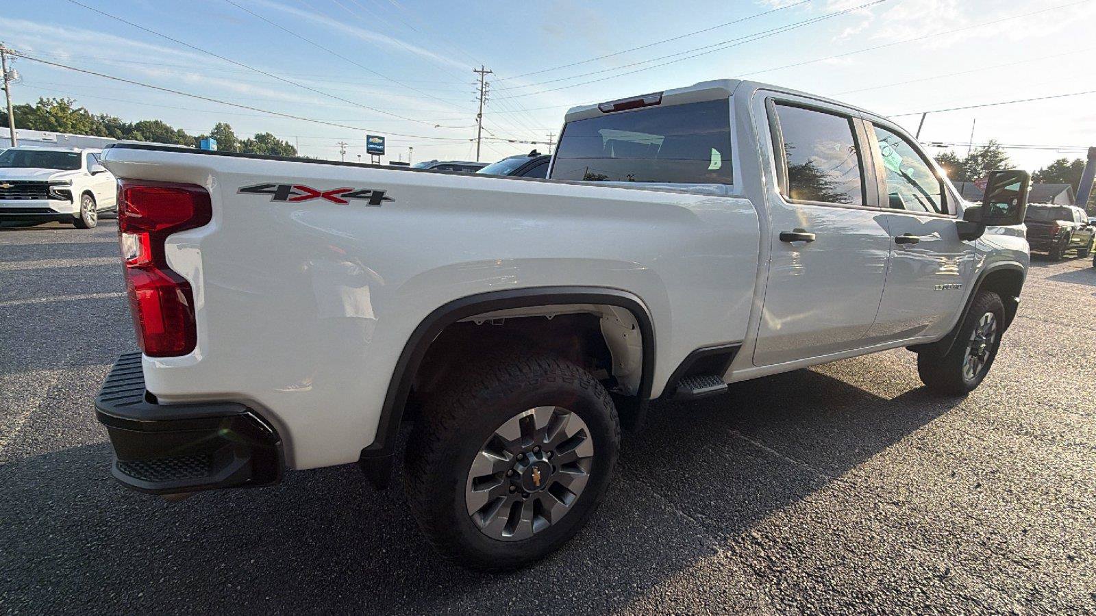 New 2026 Chevrolet Silverado 2500 Custom w/ Custom Value Package AWD/4WD image 5