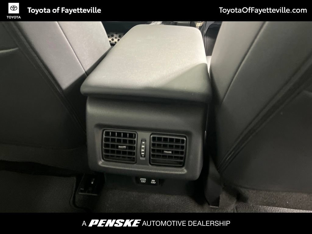 Used 2026 Toyota Camry SE w/ Multimedia Upgrade Package AWD/4WD image 15