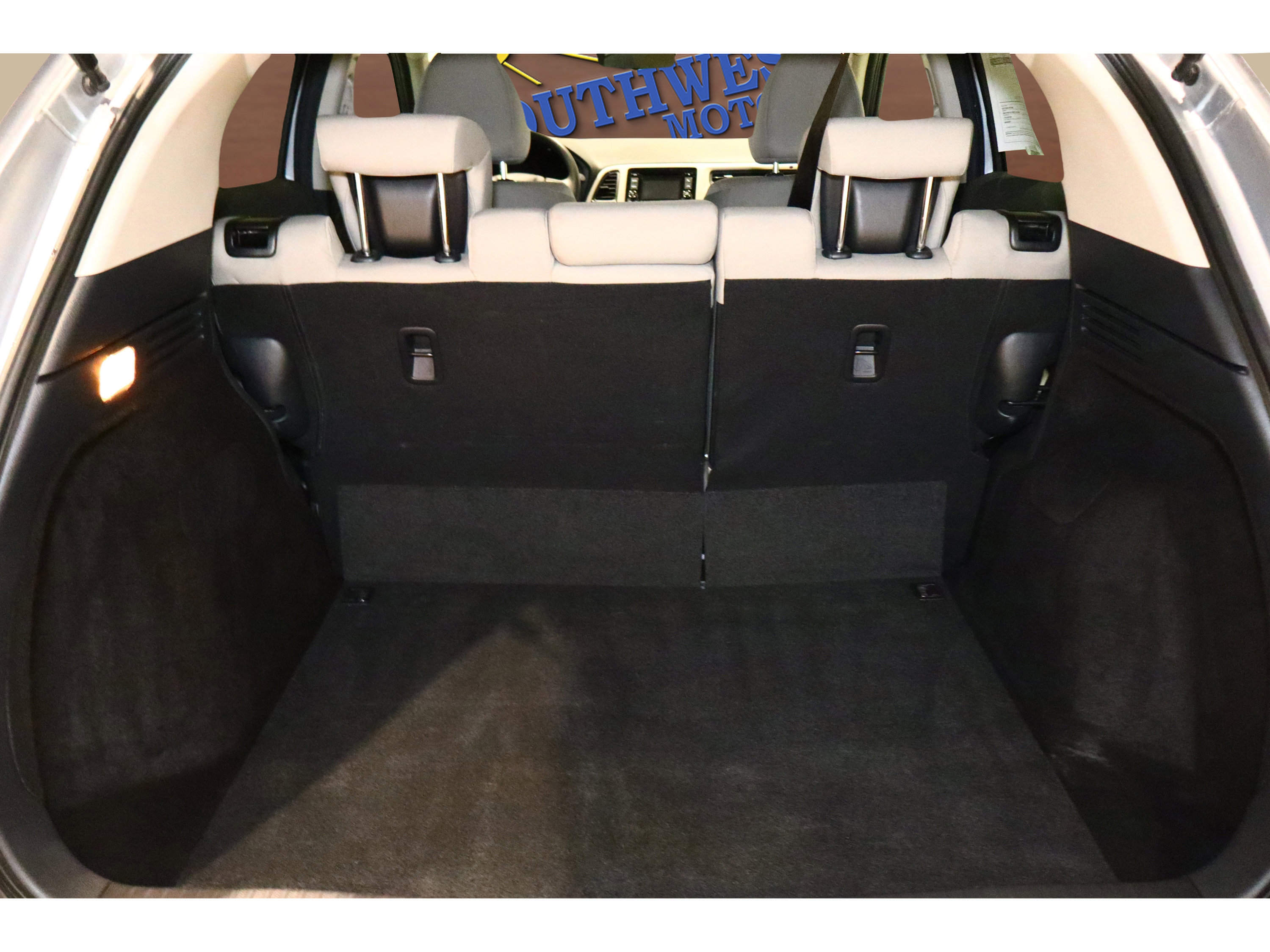 Used 2022 Honda HR-V LX image 31