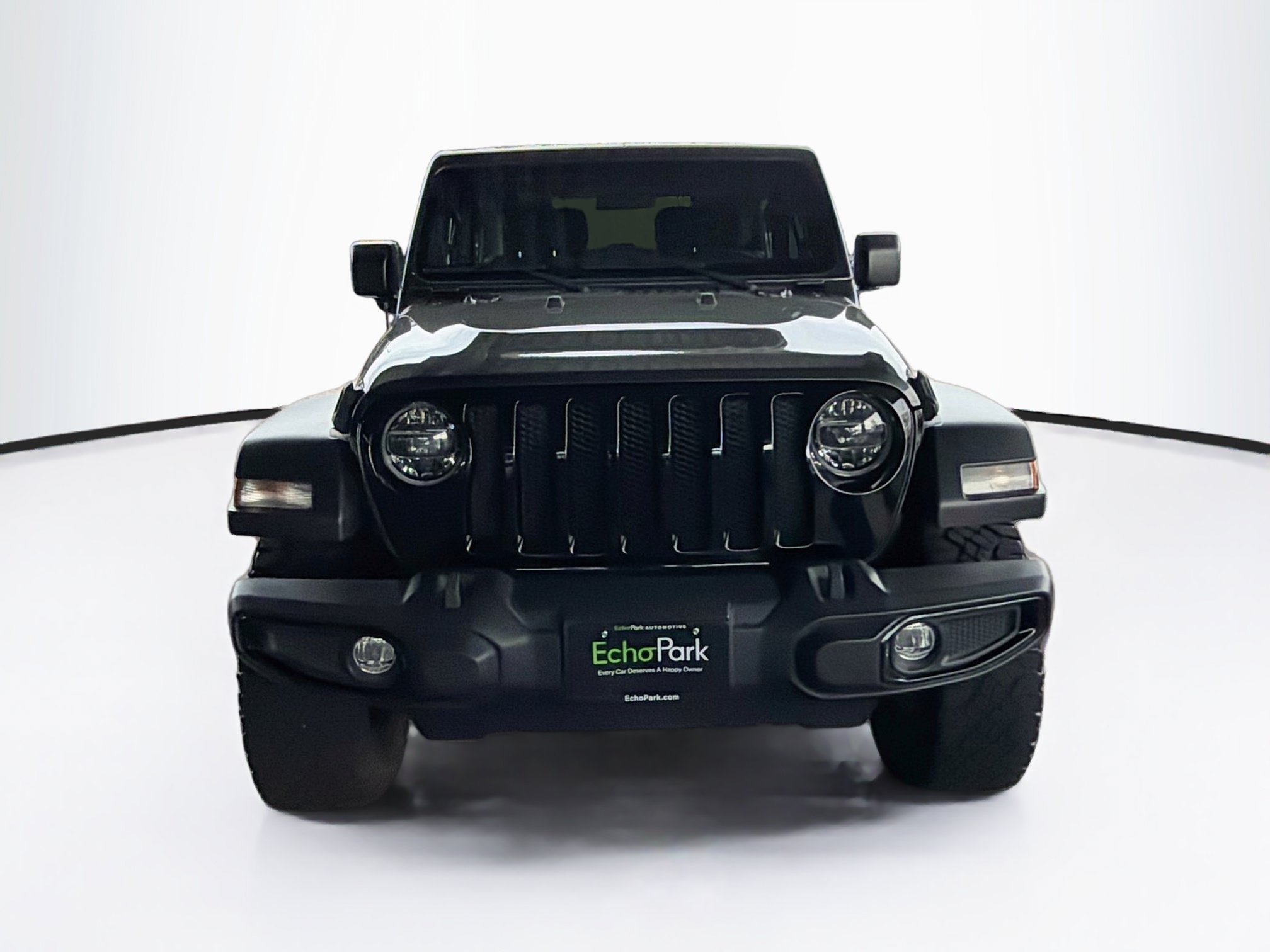 Used 2022 Jeep Wrangler Sport AWD/4WD image 2