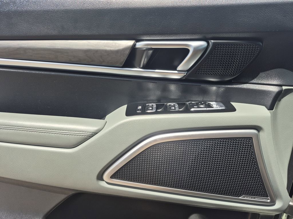 Certified 2023 Kia Telluride EX X-Line image 8