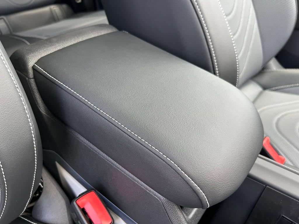New 2026 Volkswagen Tiguan SE R-Line FWD image 38