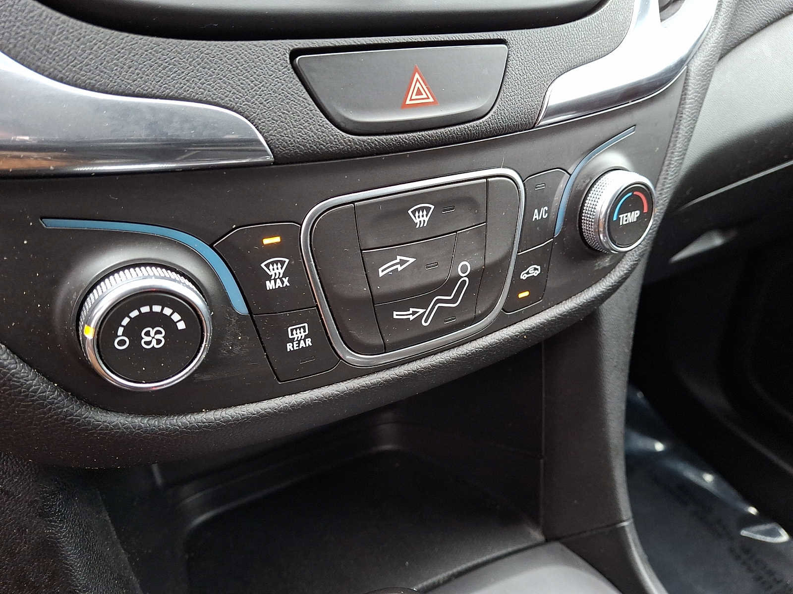 Certified 2019 Chevrolet Equinox LT image 13