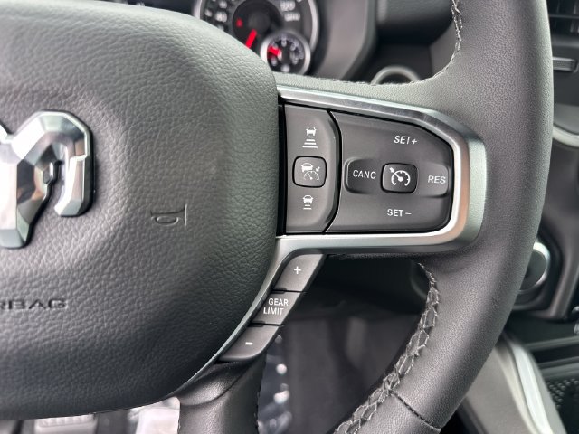 New 2027 RAM 1500 4x4 Crew Cab image 19