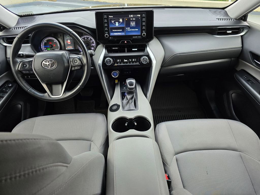 Used 2022 Toyota Venza LE image 18