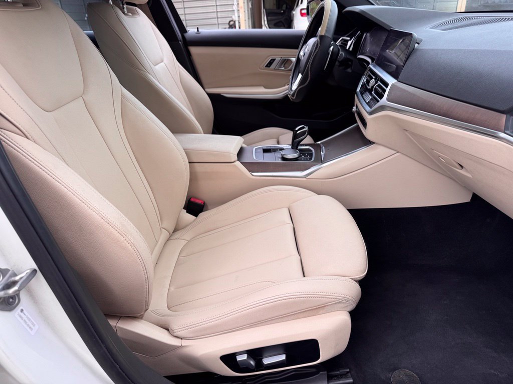 Used 2021 BMW 330i Sedan w/ Convenience Package RWD image 21