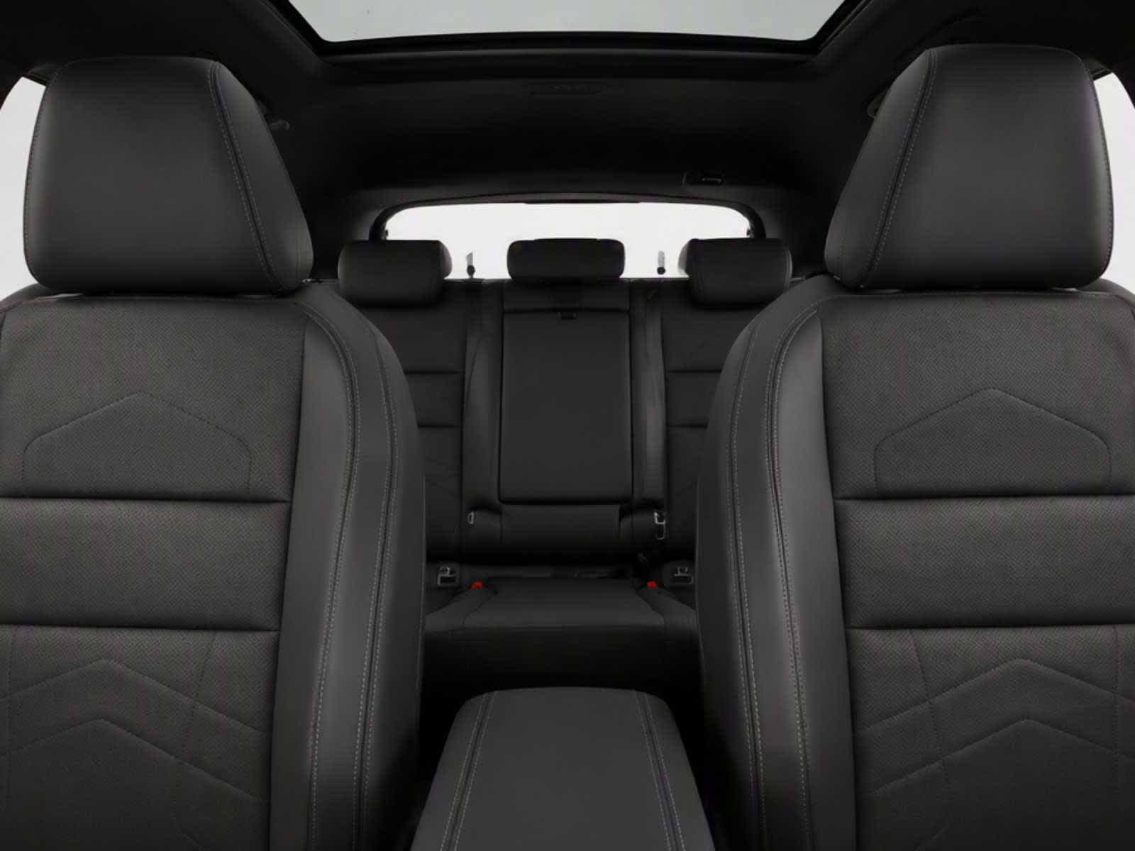 New 2026 BMW X1 xDrive28i w/ Technology Package AWD/4WD image 17