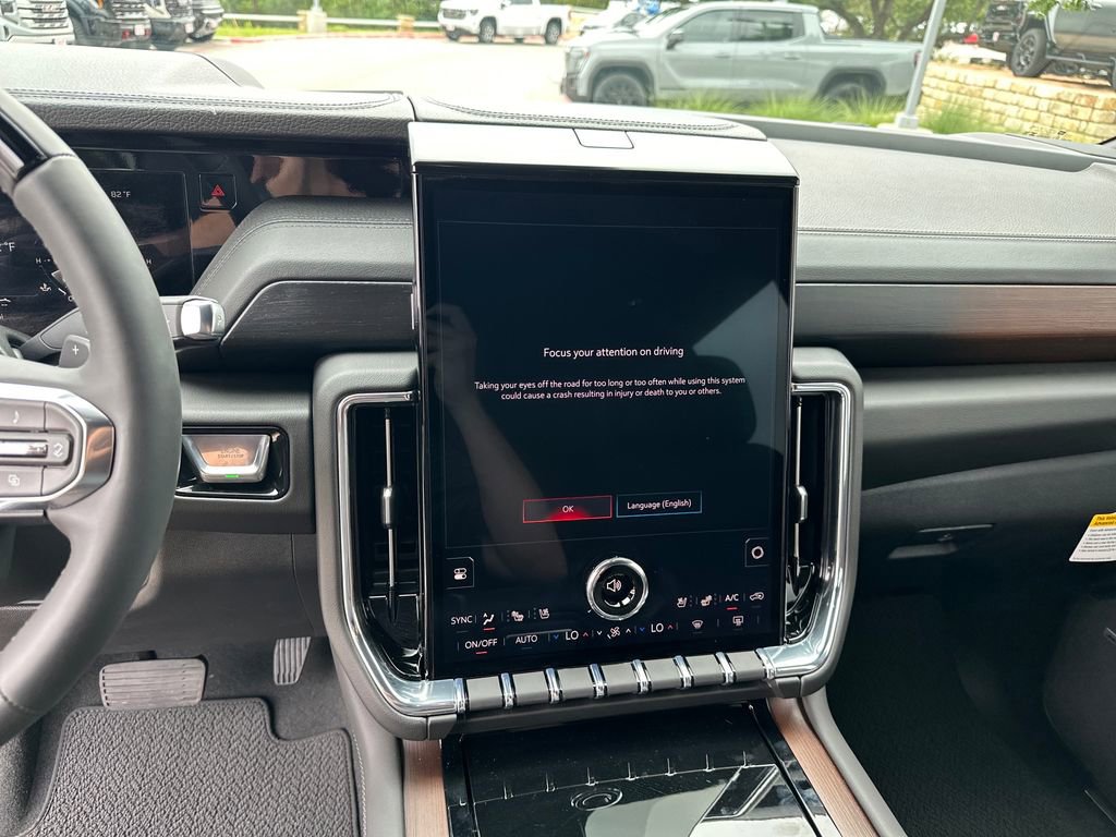 New 2026 GMC Yukon Denali w/ Denali Reserve Package RWD image 26