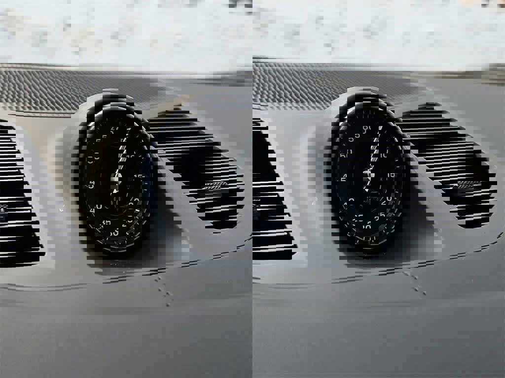 Used 2025 Porsche Cayenne S image 19