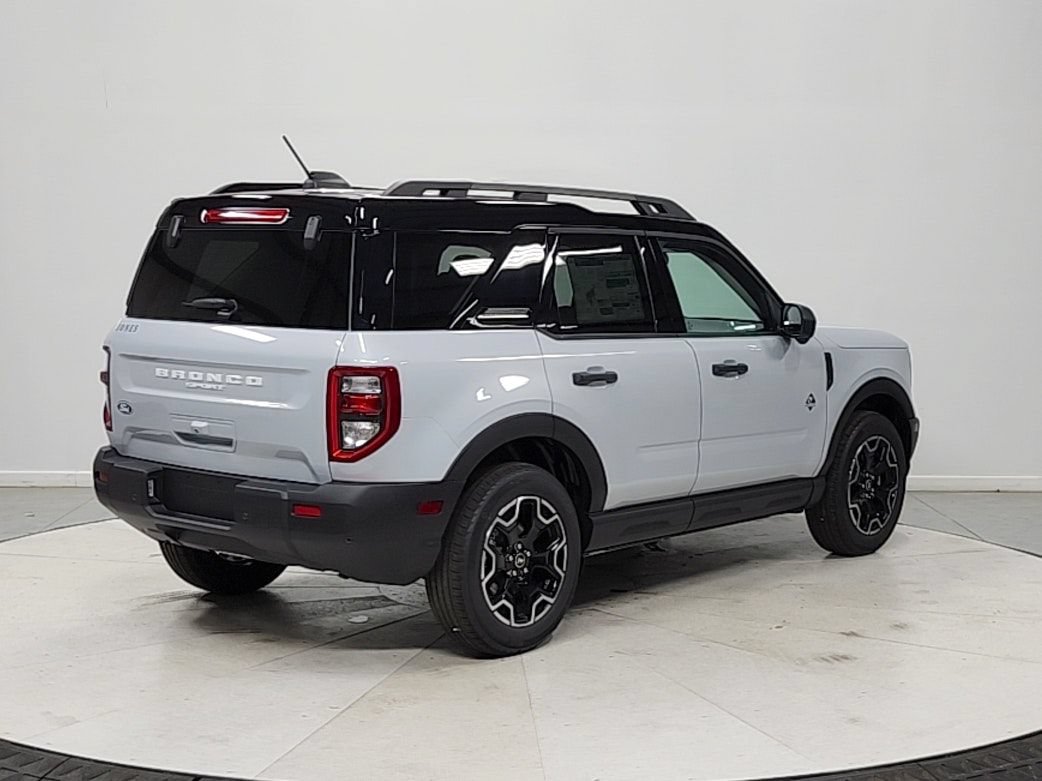 New 2026 Ford Bronco Sport Outer Banks w/ Outer Banks Tech Package+ AWD/4WD image 11