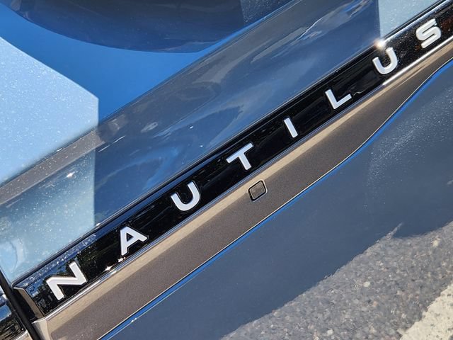 New 2026 Lincoln Nautilus Reserve w/ Jet Appearance Package AWD/4WD image 16
