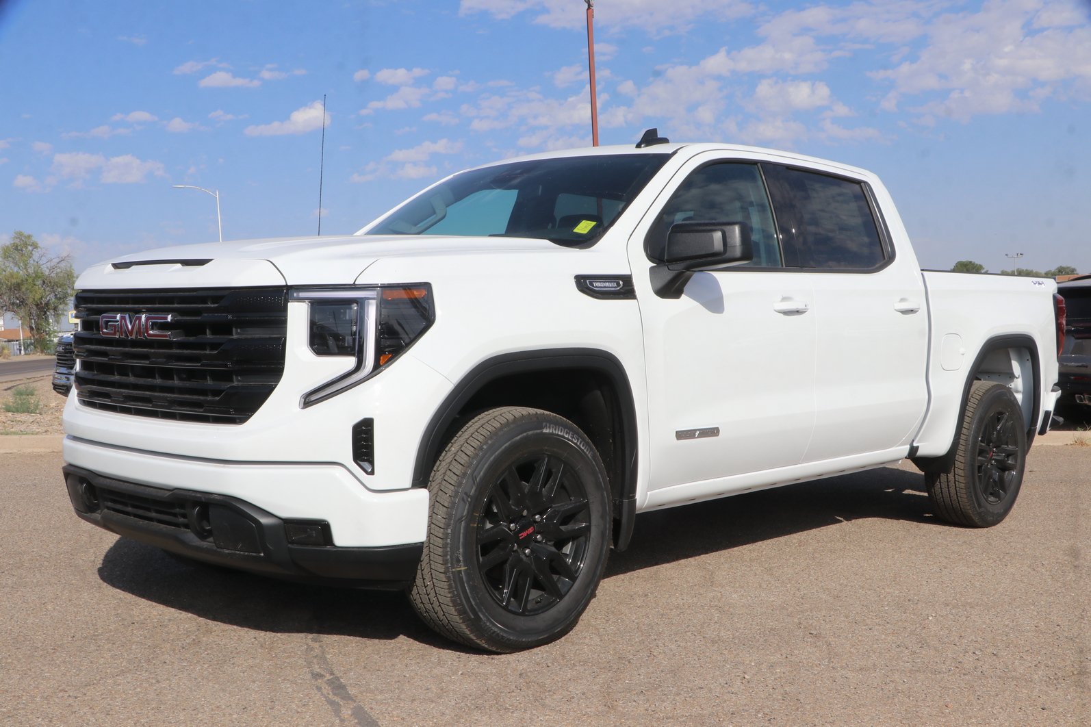 New 2026 GMC Sierra 1500 Elevation AWD/4WD image 3