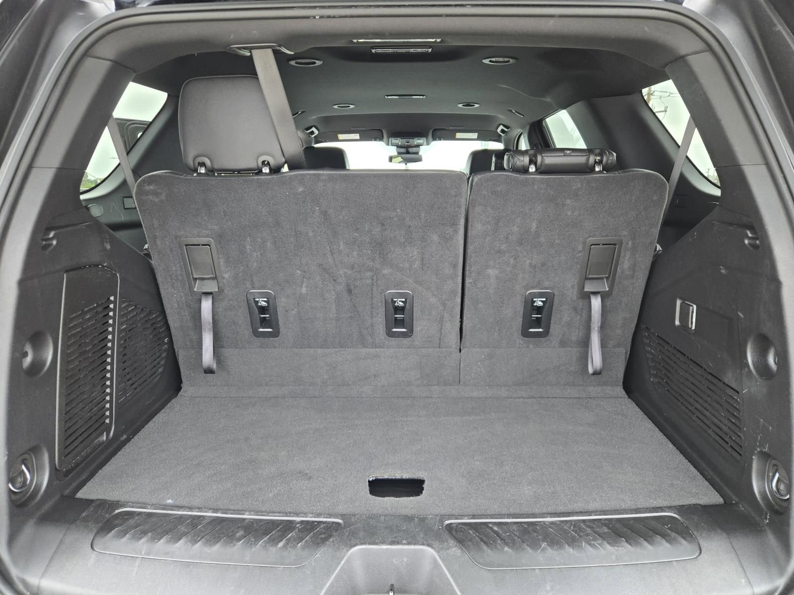 Used 2025 Chevrolet Tahoe LT AWD/4WD image 29