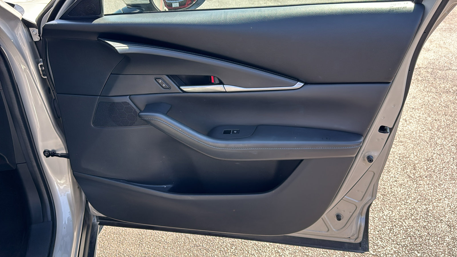 Used 2023 MAZDA CX-30 AWD 2.5 S w/ Select Package image 25