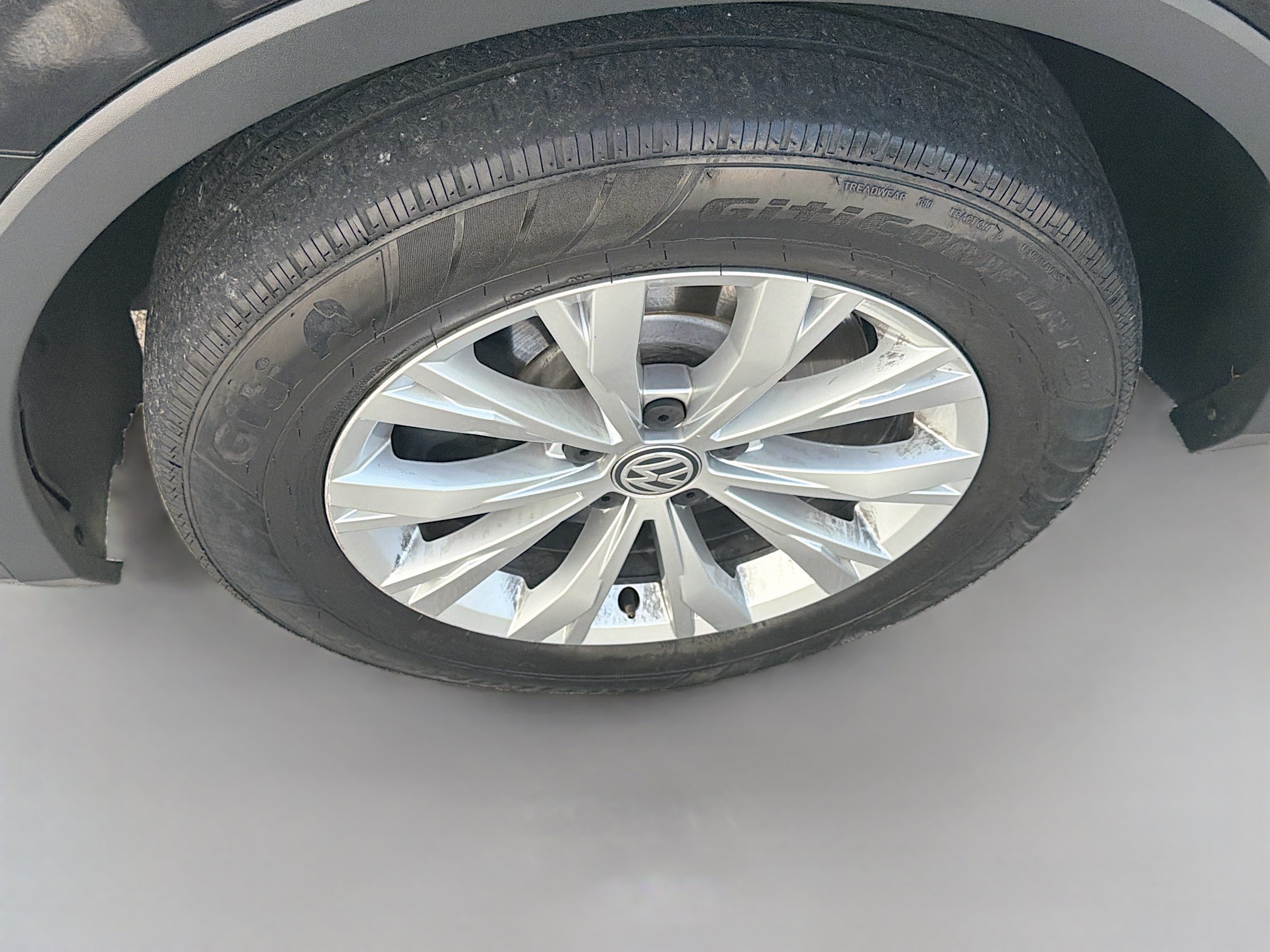 Used 2019 Volkswagen Tiguan S w/ Driver Assistance Package FWD image 36