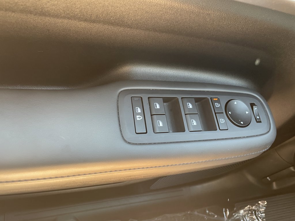 Used 2024 Hyundai Santa Fe XRT image 28