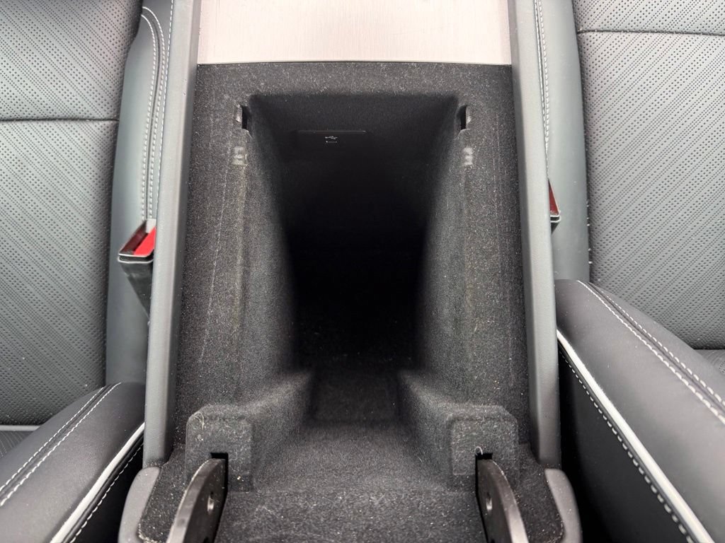Certified 2026 Cadillac Vistiq Platinum w/ LPO, Floor Liner Package AWD/4WD image 26