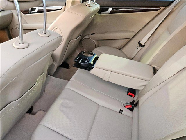 Used 2013 Mercedes-Benz C 250 Sedan image 18
