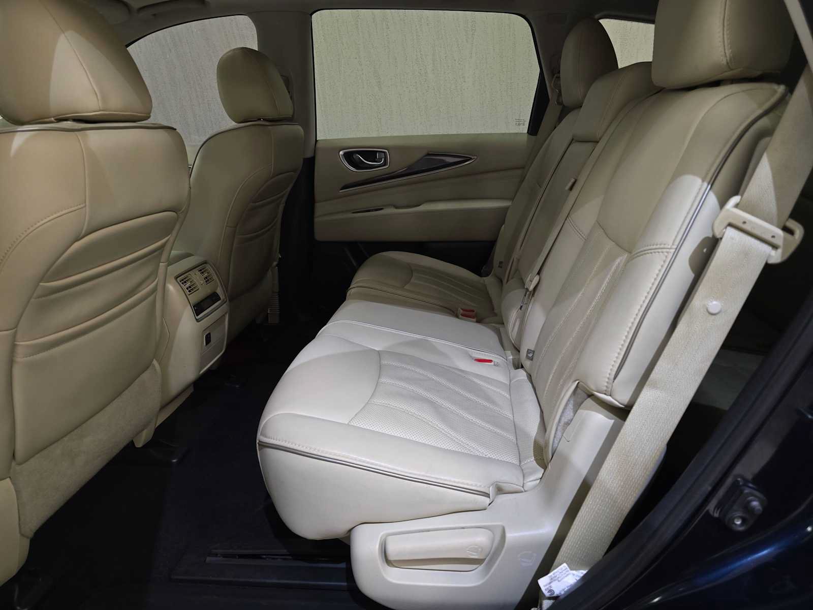 Used 2016 INFINITI QX60 Luxe w/ Premium Plus Package AWD/4WD image 24