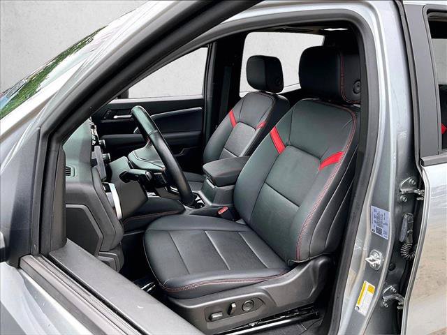 Certified 2024 Chevrolet Colorado Z71 w/ Z71 Convenience Package 2 AWD/4WD image 27