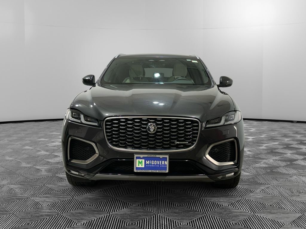 Used 2025 Jaguar F-PACE R-Dynamic S image 8