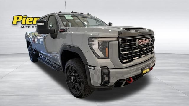 Used 2024 GMC Sierra 2500 AT4 w/ Technology Package AWD/4WD image 8