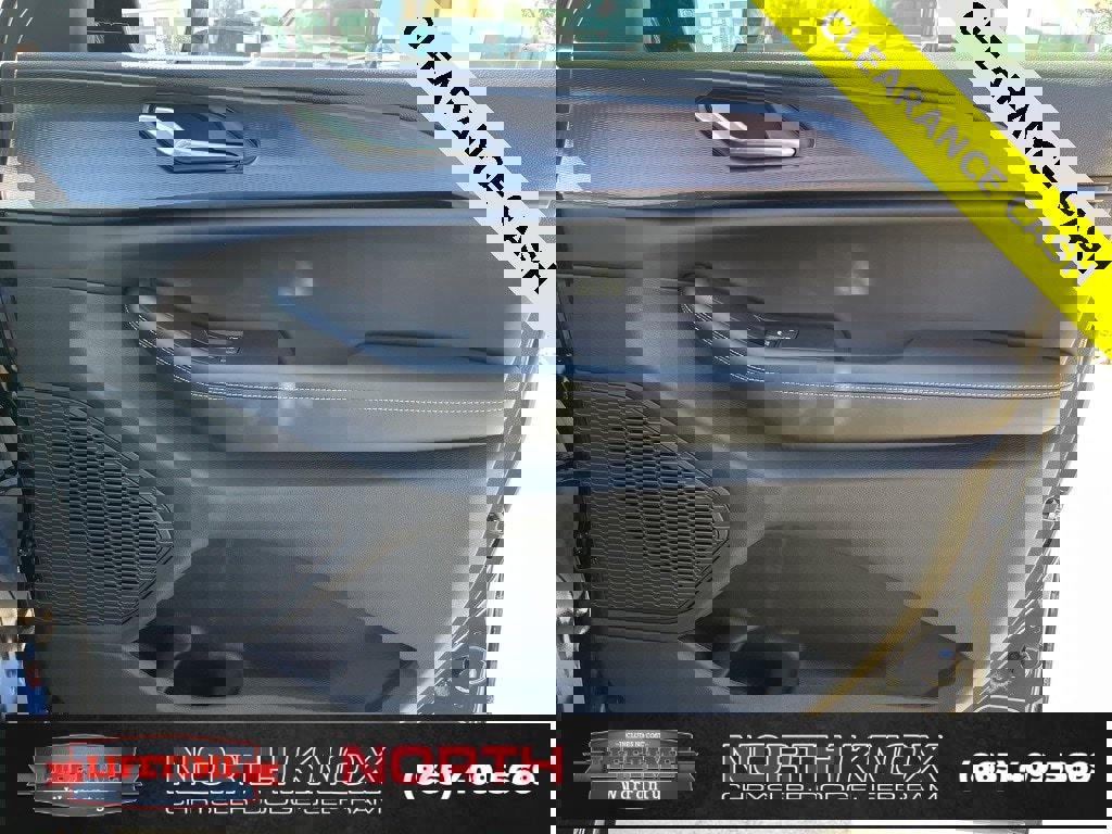 New 2025 Jeep Grand Cherokee L Altitude image 31