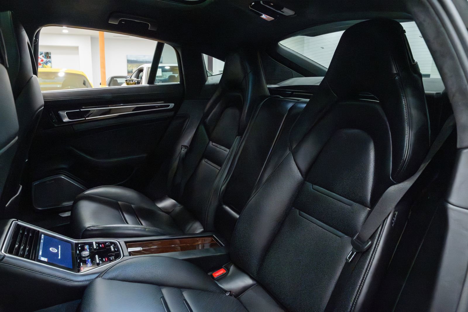 Used 2019 Porsche Panamera Turbo S image 21