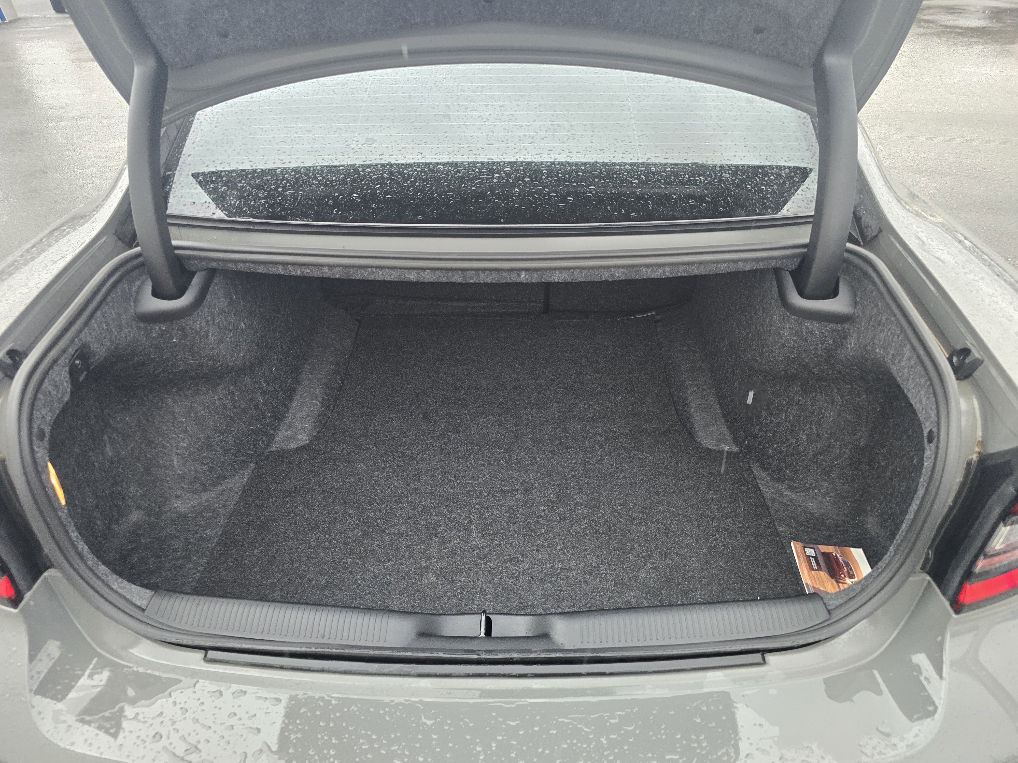 Used 2023 Dodge Charger R/T image 5