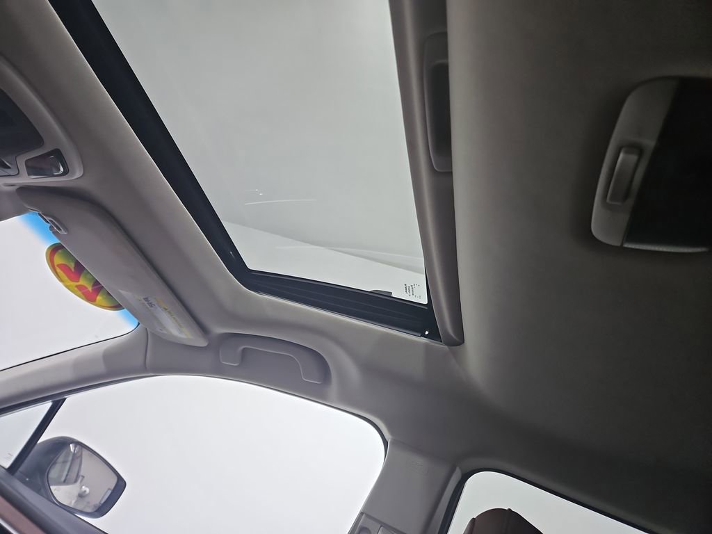 Certified 2022 Subaru Outback Touring XT image 22