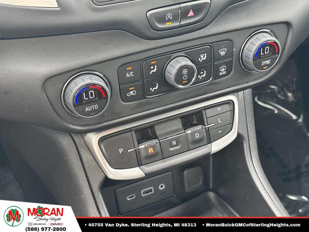 Certified 2023 GMC Terrain SLE w/ Driver Convenience Package AWD/4WD image 26