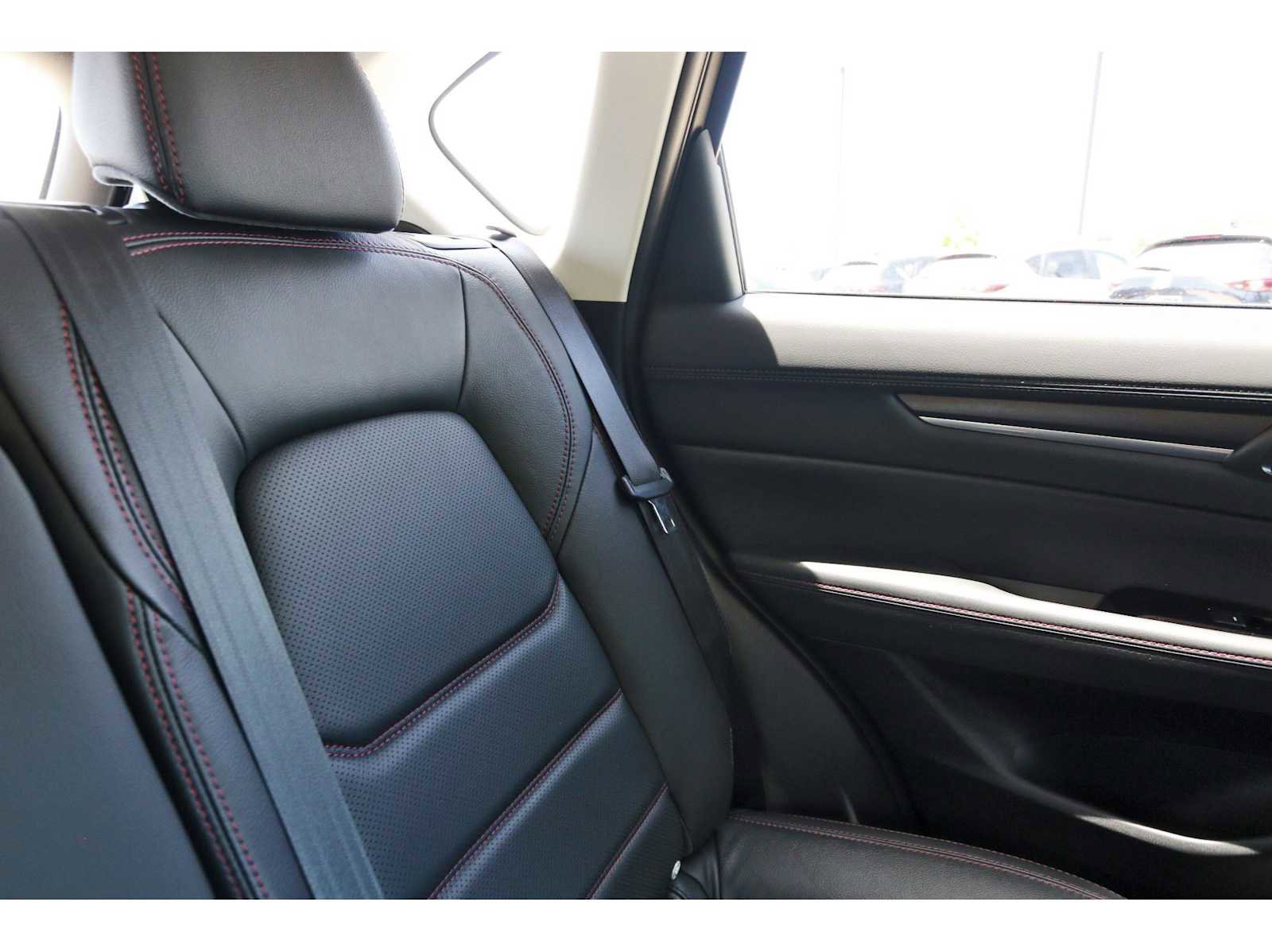 Certified 2025 MAZDA CX-5 Carbon Edition AWD/4WD image 10