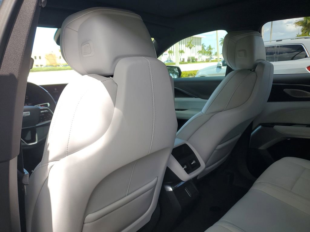 Certified 2024 Cadillac Lyriq Luxury w/ LPO, Floor Liner Package image 15