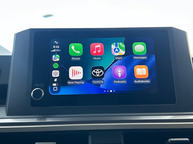 Certified 2026 Toyota Tacoma SR5 AWD/4WD image 39