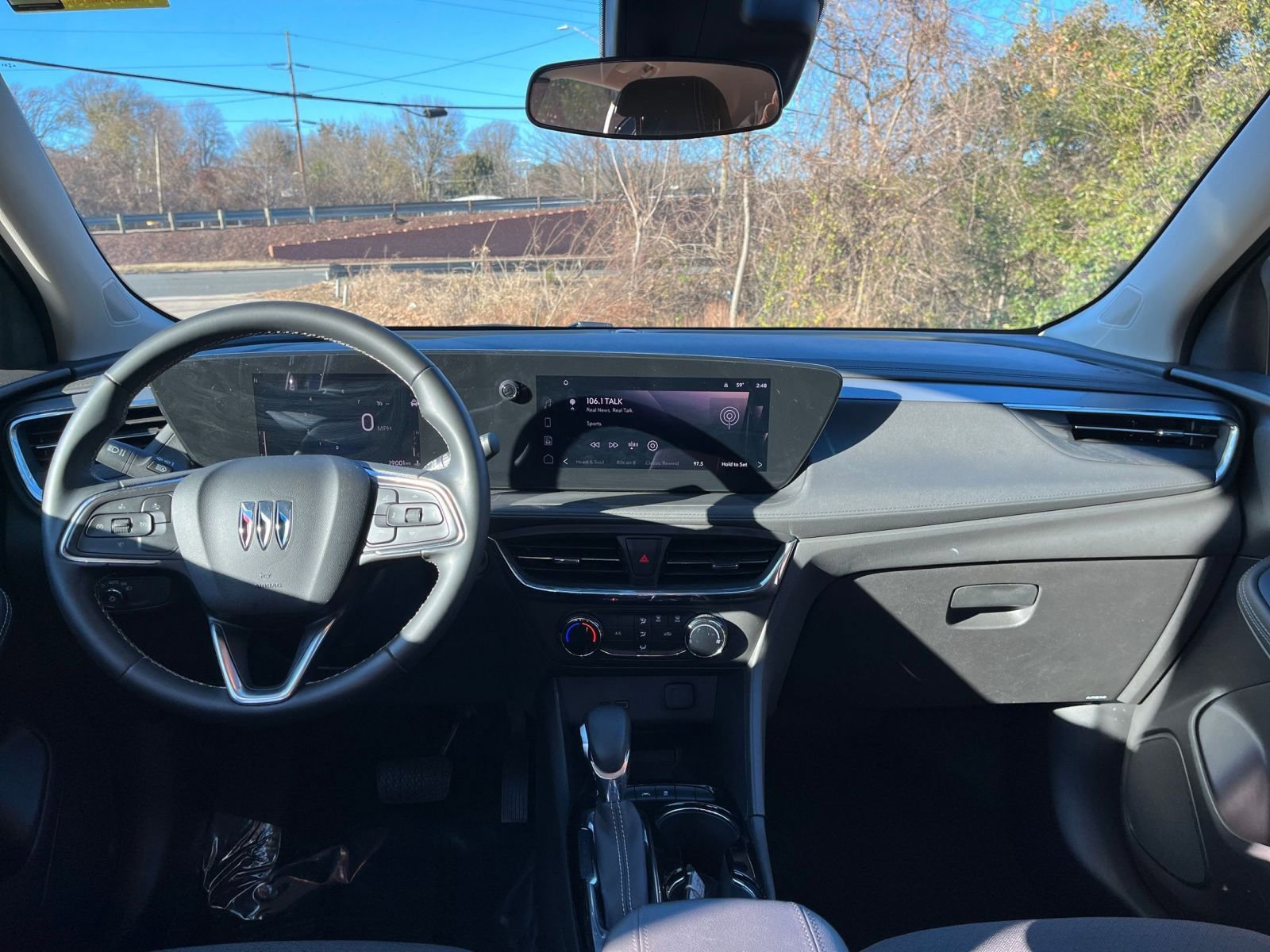 Used 2025 Buick Encore GX Preferred image 28