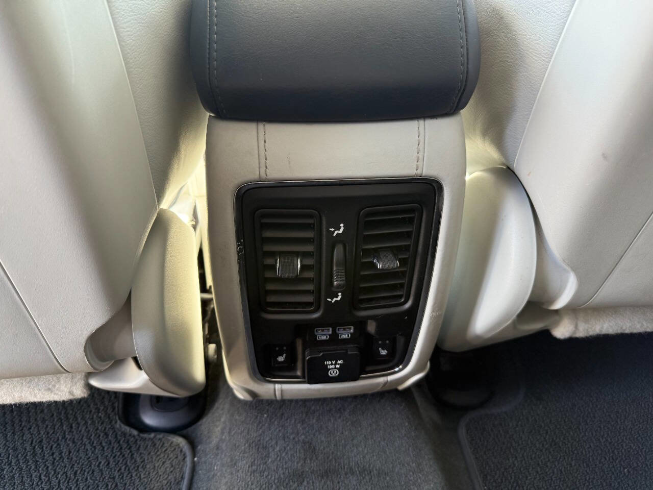 Used 2018 Jeep Grand Cherokee Summit image 15