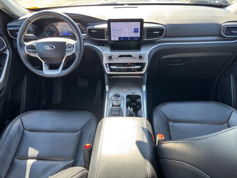 Used 2023 Ford Explorer XLT w/ Equipment Group 202A image 15