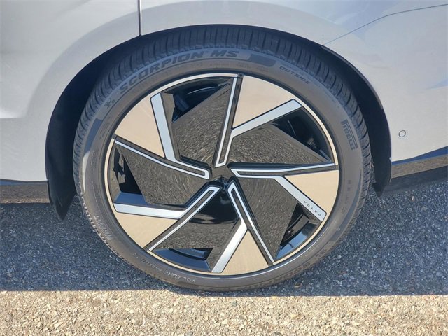 New 2025 Volvo EX90 Ultra w/ Protection Package Premier image 7