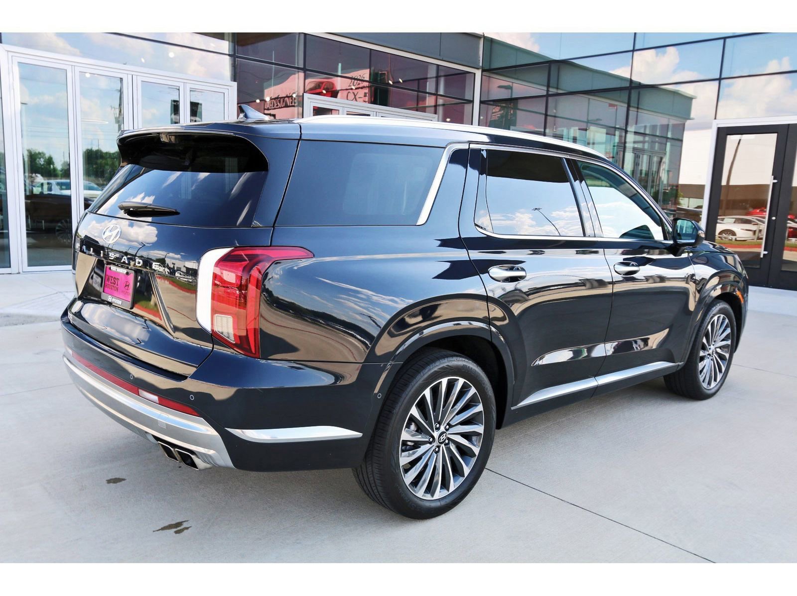 Used 2024 Hyundai Palisade Calligraphy FWD image 9