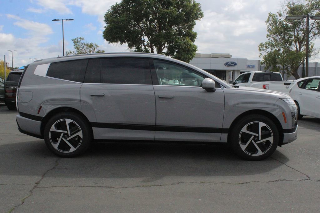 New 2026 Hyundai Ioniq 9 Calligraphy image 6