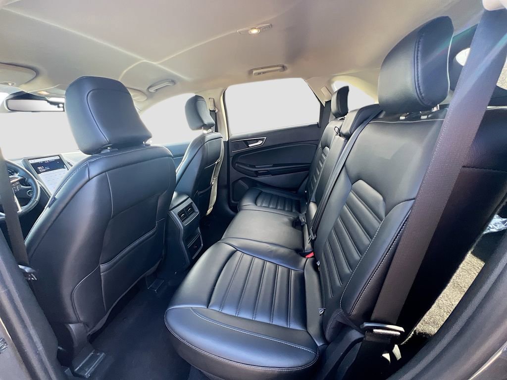Used 2024 Ford Edge SEL image 28