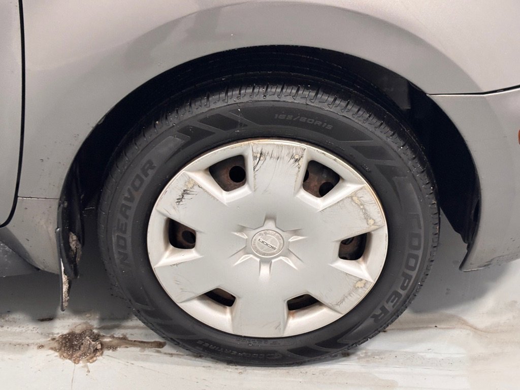 Used 2005 Scion xA image 32