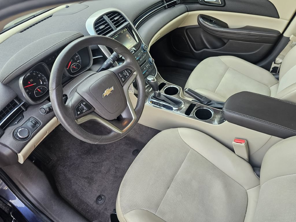 Used 2015 Chevrolet Malibu LT w/ Power Convenience Package FWD image 12